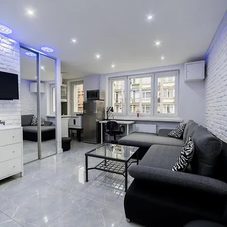 Wierzbiecice Comfort By Bookinghost Apartment *