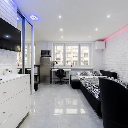 Wierzbiecice Comfort By Bookinghost