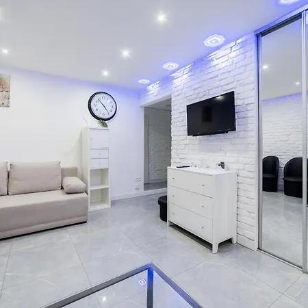 Wierzbiecice Comfort By Bookinghost Apartment *